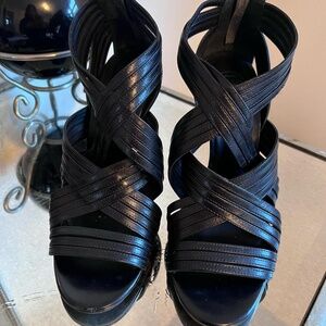 Tory burch sandals